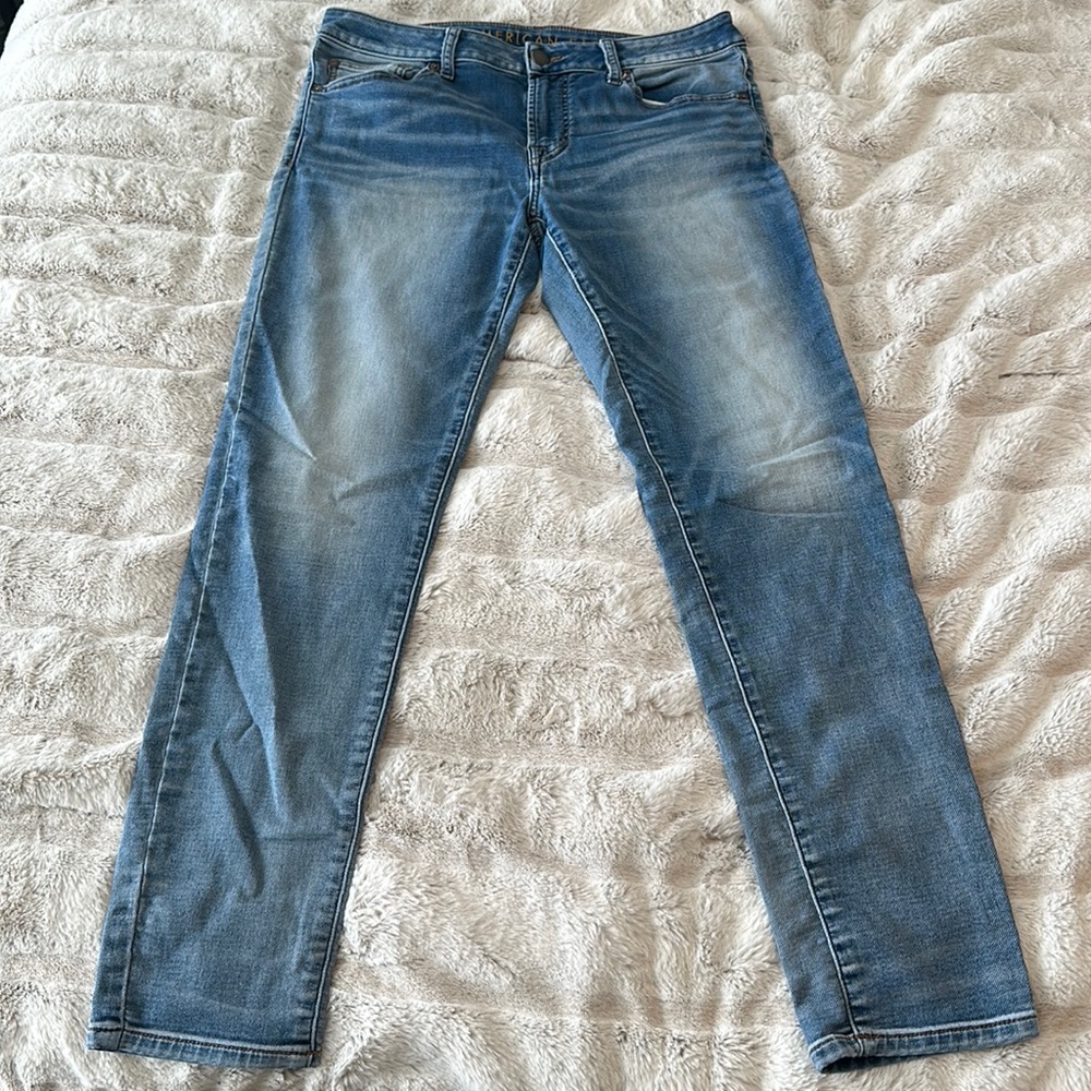 Men’s American Eagle skinny jeans
